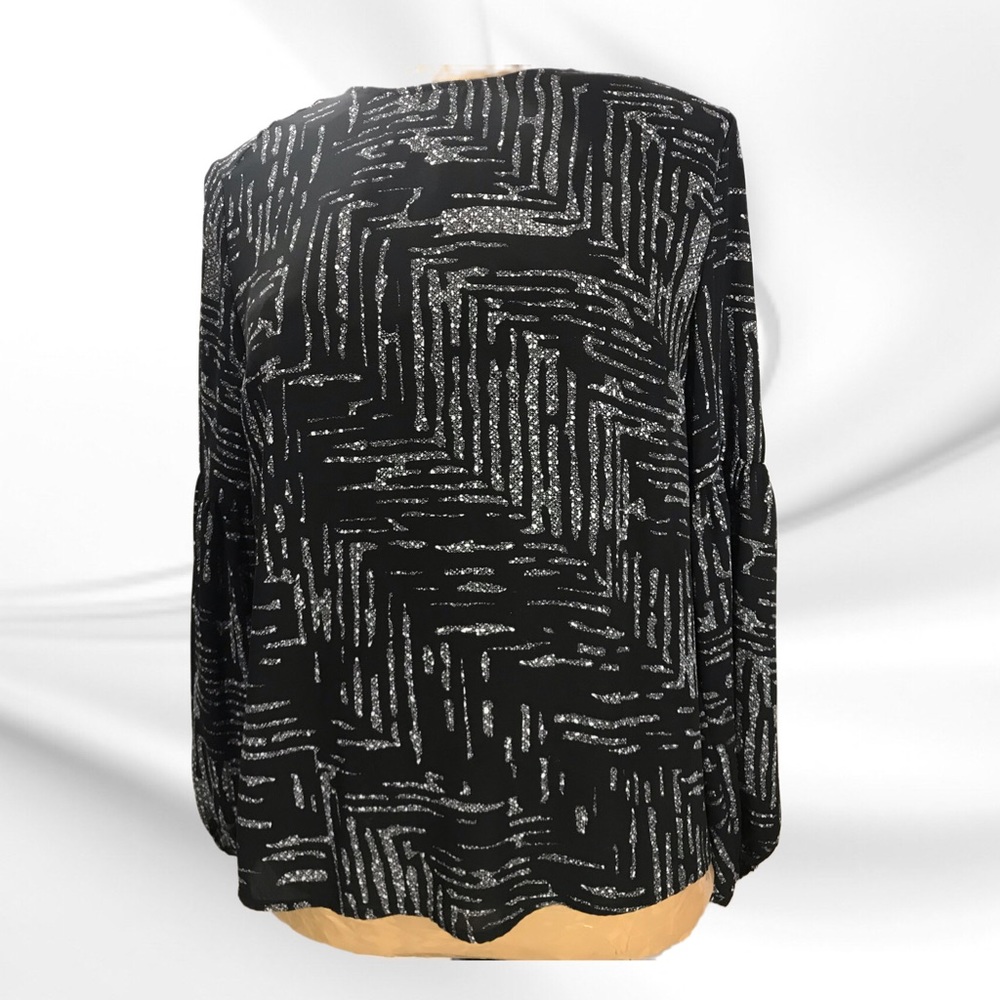 Geometric print blouse